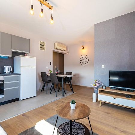 Apartment Drazice 比奥格勒·纳·莫鲁 外观 照片